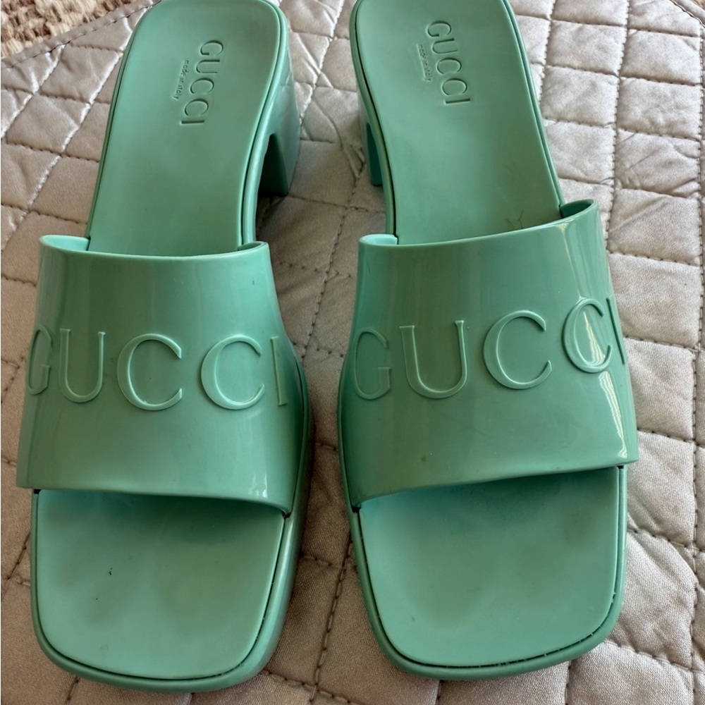 Gucci Women's Green Slide Sandals